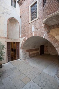 S. Giovanni in Fonte