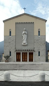 Chiesa della Regina della Pace